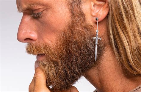 signification boucle d'oreille homme.